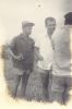 1963.01.27.con un familiar de Jose Perez Carrasco,(creo).Mi padre de espaldas.jpg